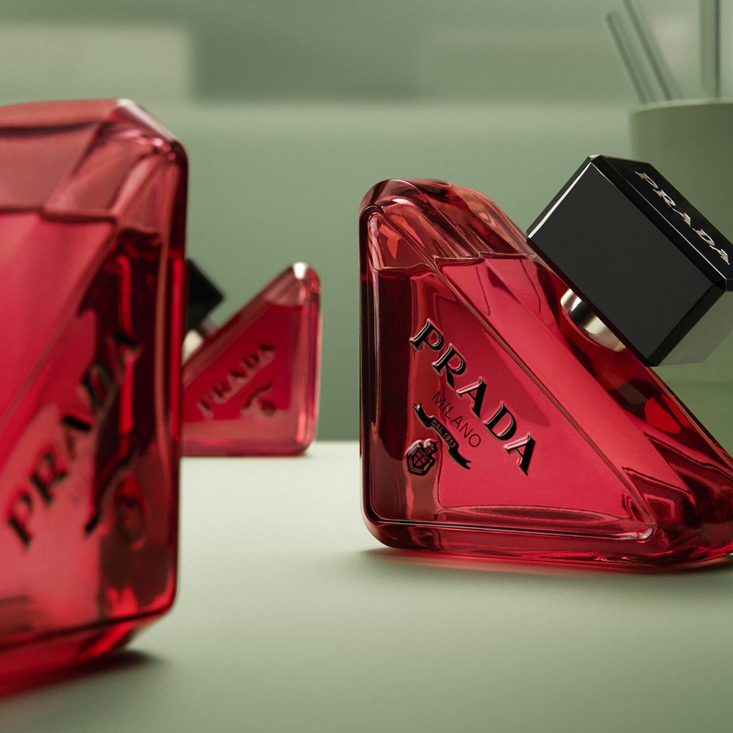 Prada Paradoxe Radical Essence Eau de Parfum